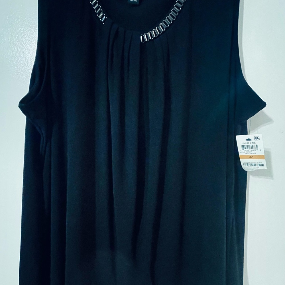 Alfani black dressy tank top. Beautiful chain detail on neck. - Picture 4 of 5